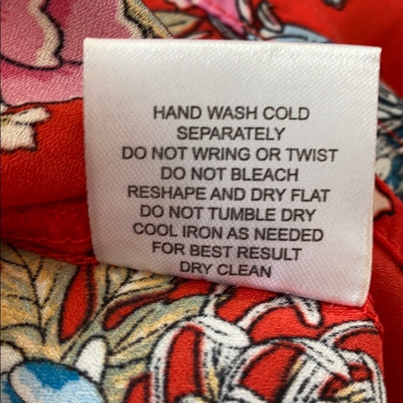 NWOT Pink Rose M Red Floral Rouched Tank Top - Picture 6 of 7